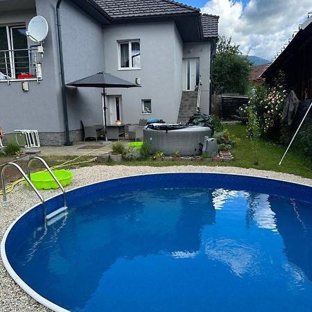 Family Apartments Mýto pod Ďumbierom Zewnętrze zdjęcie