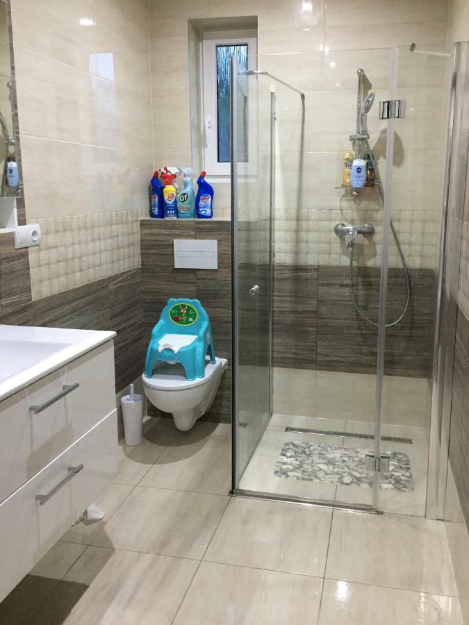 Family Apartments Mýto pod Ďumbierom Zewnętrze zdjęcie